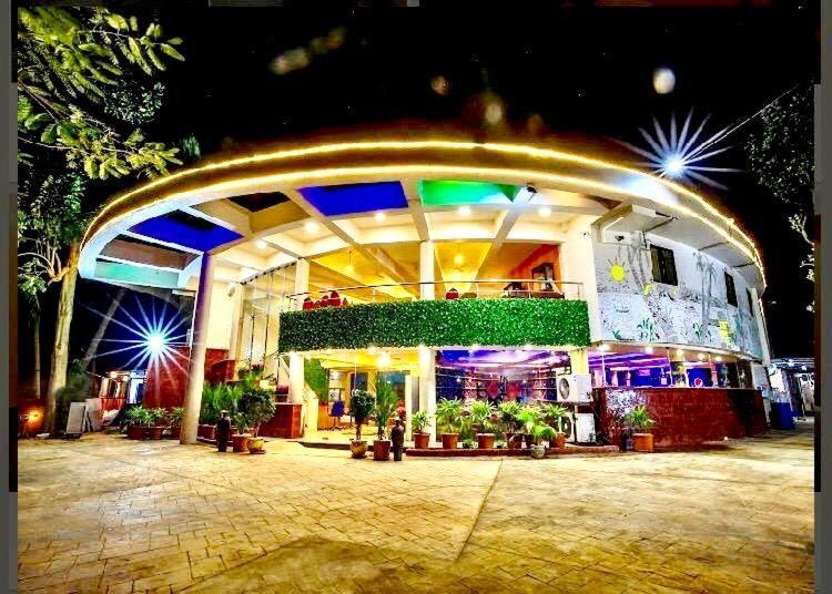 ורקה The Center Court Resort & Spa מראה חיצוני תמונה